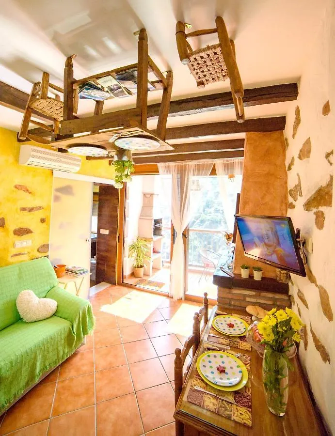 Cozy Chalet In Laroya + Pool Prázdninový dům